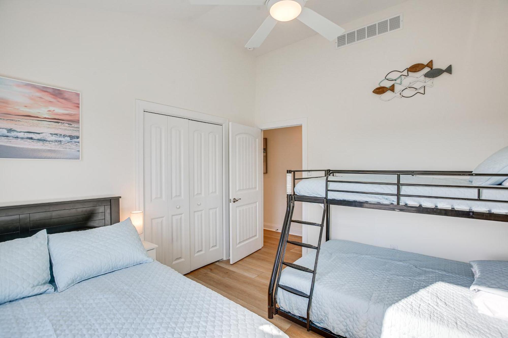 Spacious Wildwood Condo Walk To Beach! Eksteriør bilde