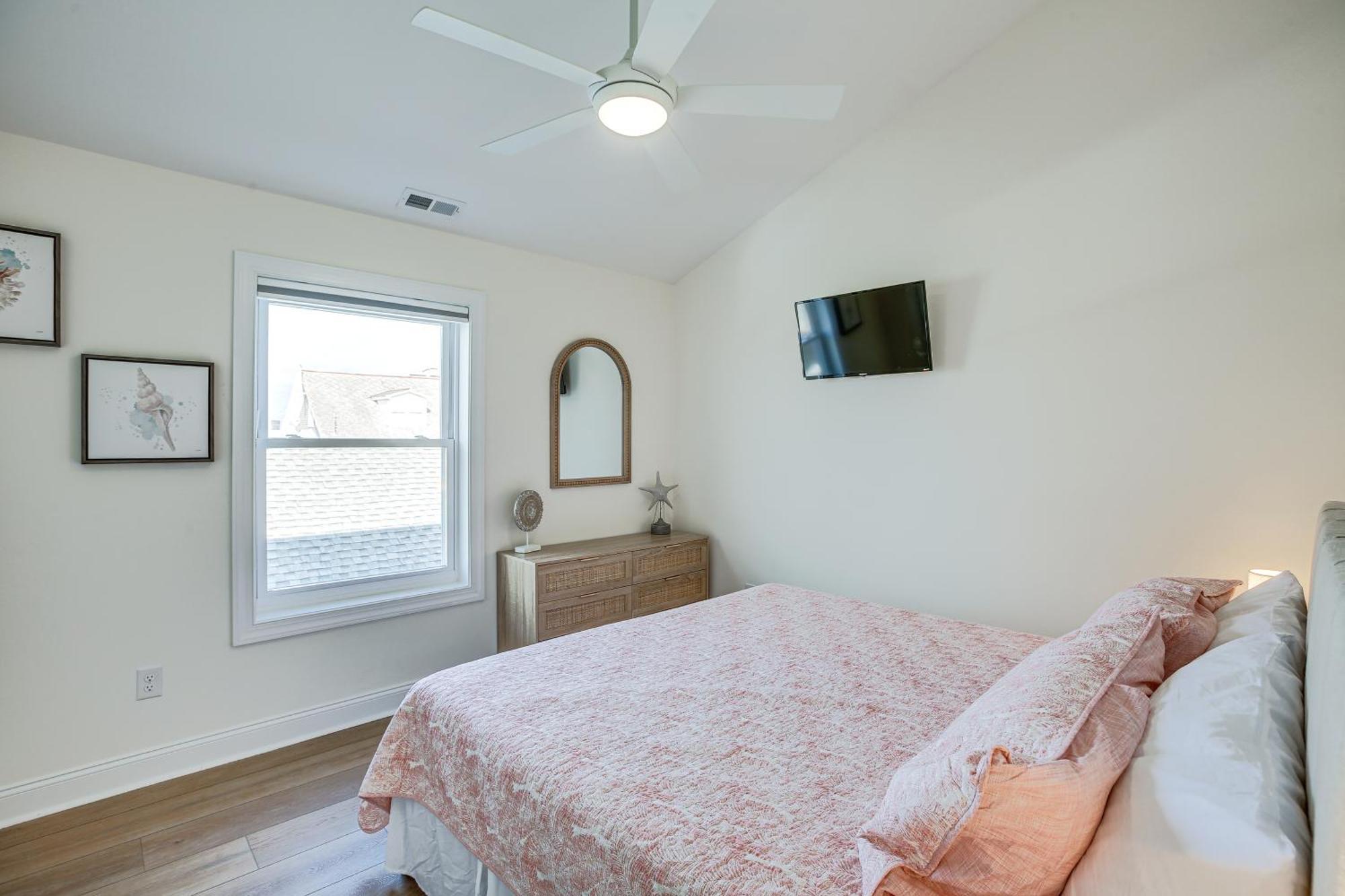 Spacious Wildwood Condo Walk To Beach! Eksteriør bilde